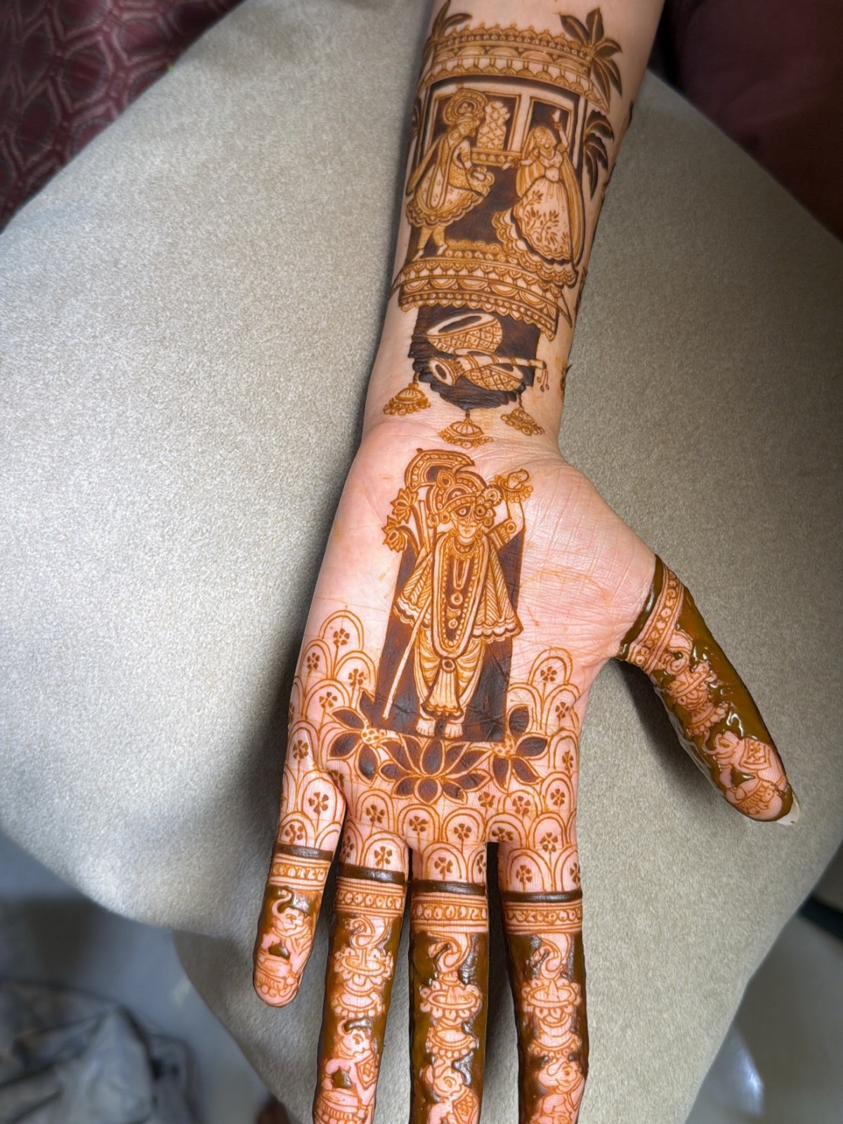 Mehendi Artist in Mehendi Artist in Chhatarpur